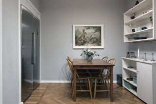 北欧风格家具实木餐桌椅图片2023