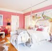 粉红色卧室护墙板装修图