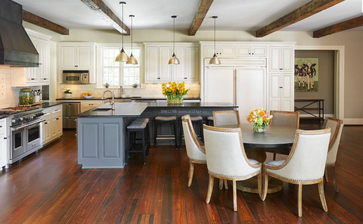 2022美式家居开放式厨房木地板