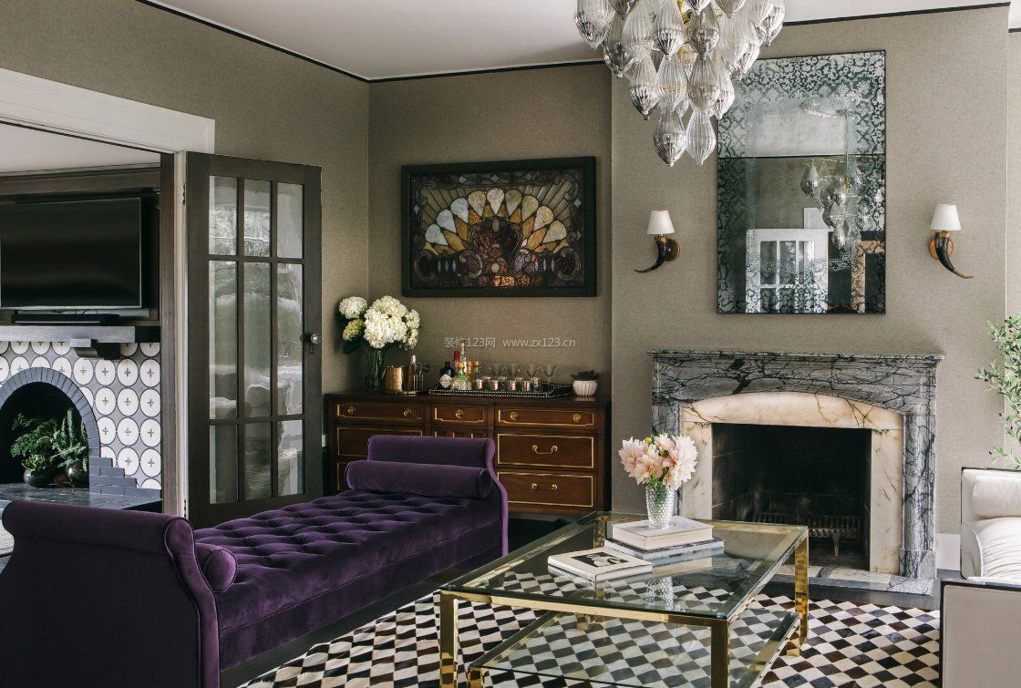 客厅紫色系沙发床的图片