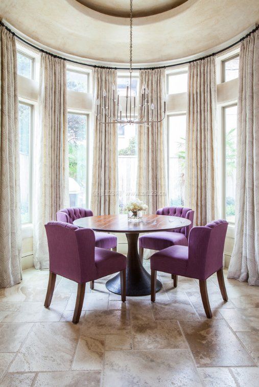餐厅紫色系餐桌椅图片