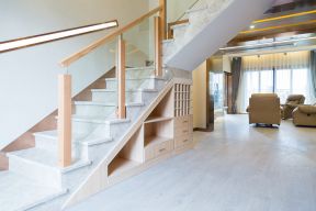 2023现代跃层别墅楼梯间储物柜设计装修案例