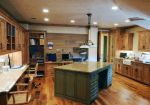 美式古典厨房家装竹木地板图片