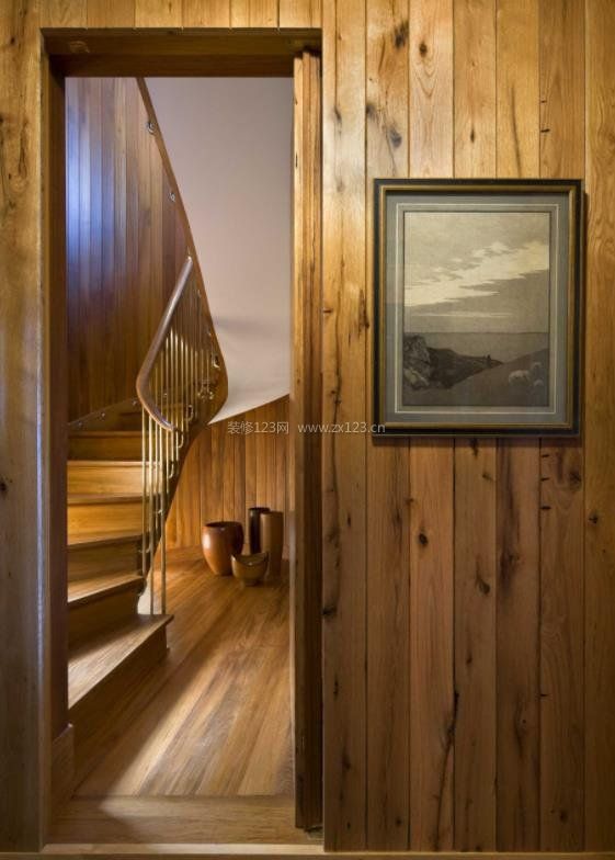 2023木屋别墅室内木结构楼梯设计