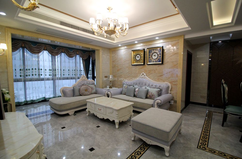 传统欧式风格装修 客厅组合沙发图片