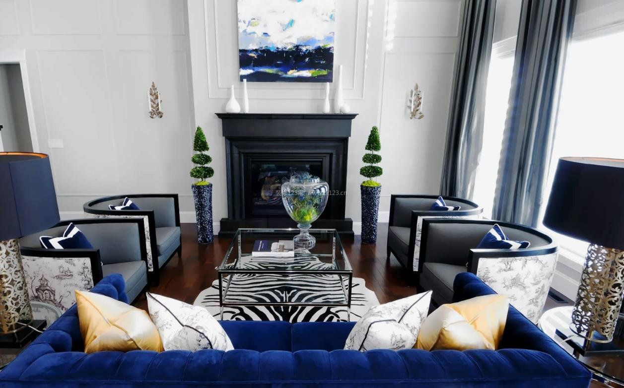2023新古典别墅客厅蓝色沙发