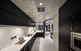 黑白色调长方形厨房设计家装效果图