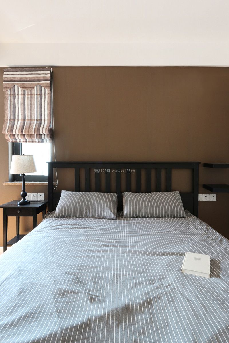 2023卧室现代家装实木家具套装效果图片