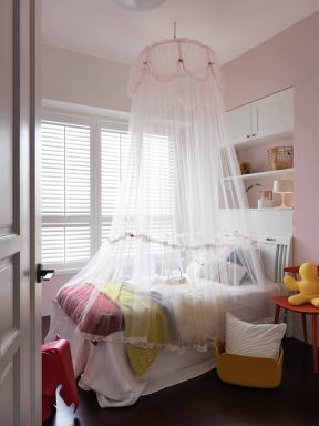 温馨女生房间床缦装修效果图片