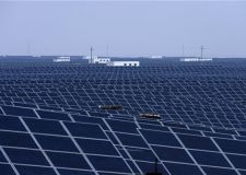 國內(nèi)首個太陽能發(fā)電照明隧道正式啟用