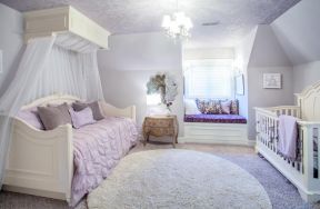 白色欧式家具沙发床设计图片