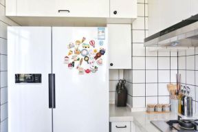 2023北欧厨房双开门冰箱装修图片