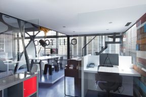 2020小型办公室装修 办公桌椅装修效果图片