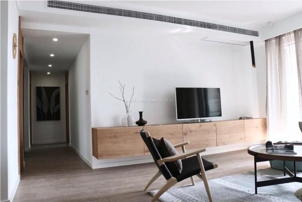2023北欧简约风格客厅实木悬空电视柜装修效果图