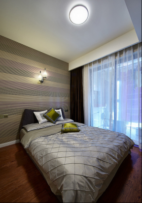 卧室现代风格吸顶灯装修效果图片