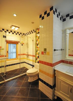 美式简约卫生间 2020卫生间瓷砖搭配设计图片