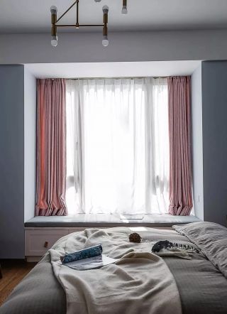 现代北欧风格卧室飘窗柜装修效果图片