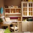 儿童房松木家具书桌书柜一体设计图片