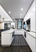 现代简约风格房屋厨房防滑地垫装修设计图片