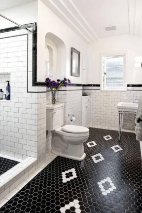 卫生间装潢黑白瓷砖效果图片2023