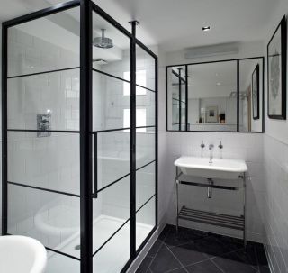 黑白卫浴间装修瓷砖效果图