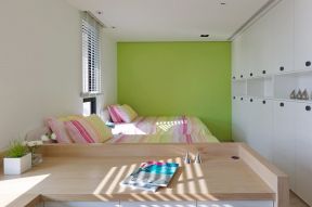 日式公寓女儿房间墙纸绿色装修效果图