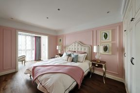 2023美式女生卧室粉色背景墙设计效果图片