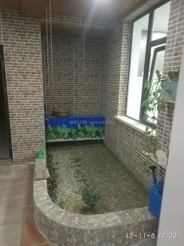 簡約美式家居玄關花園魚池圖片