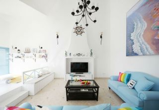地中海风格别墅客厅蓝色沙发装修案例图片