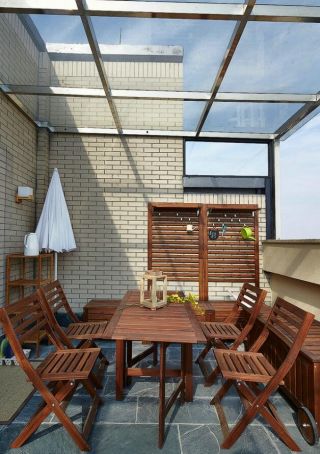 日式房屋室内阳台装修设计效果图