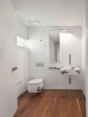 家庭洗手间简约现代风格装修设计图片2023