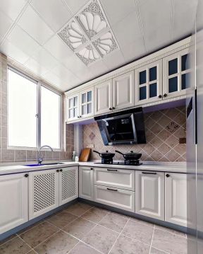 君汇上品地中海118平米四居室厨房装修设计案例