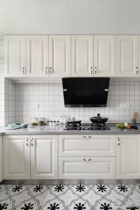 保利香槟国际120㎡三居室现代风格装修厨房效果图