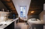北欧风格loft阁楼卧室窗户设计图片