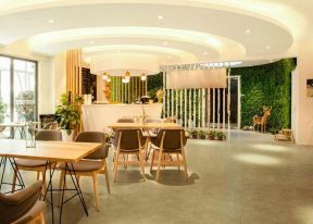 2020植物墙设计图片 室内植物墙图片 2020咖啡厅空间设计