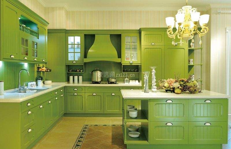 美式风格厨房果绿色橱柜装修图片_装信通网效果图