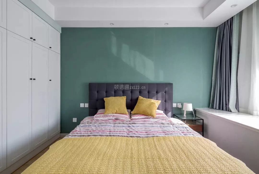 现代简约风格卧室背景墙 2020卧室绿色背景墙图片 