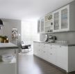 2023现代厨房直线型板式橱柜装修设计图片