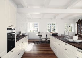 2023北欧厨房白色整体板式橱柜装修设计图片