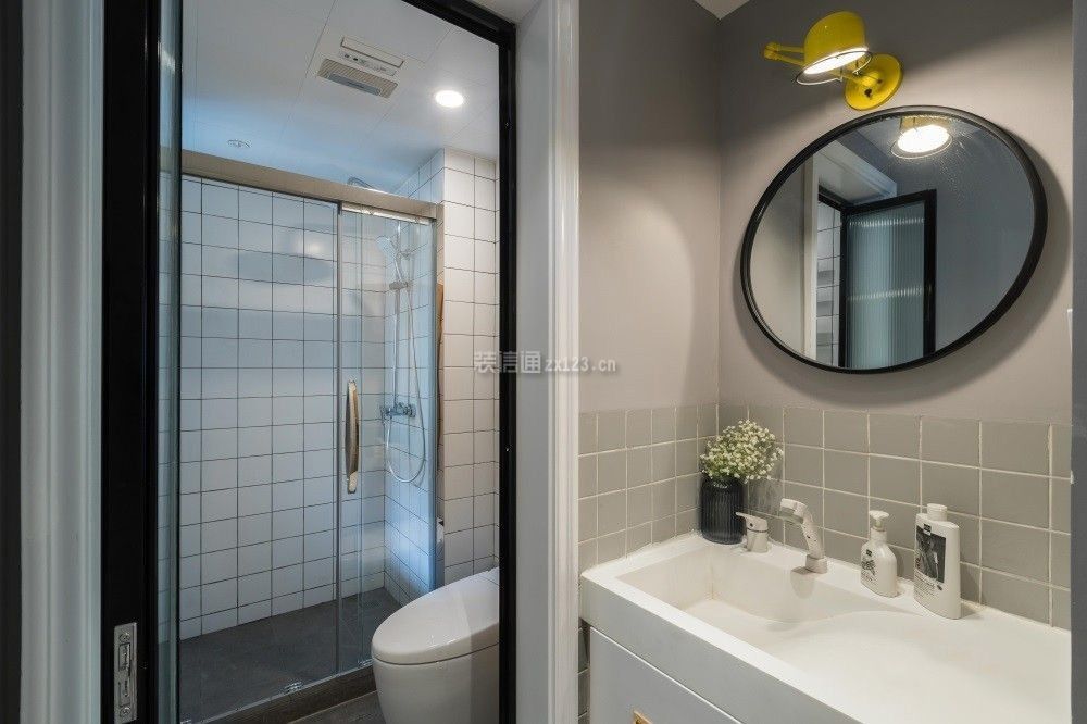 长江紫园89平米两居室现代简约风格装修卫生间效果图