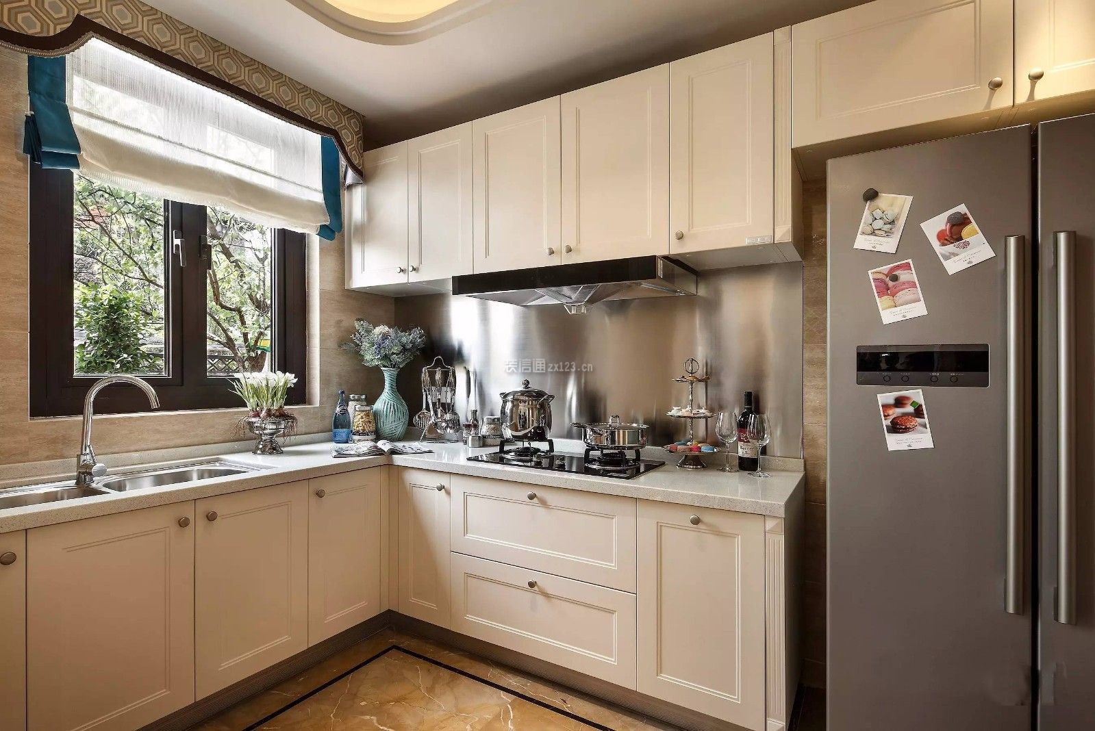 保利香槟国际90平米两居室现代简约风格装修厨房效果图