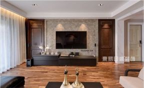 康桥融府200㎡平层现代台式客厅电视墙设计效果图