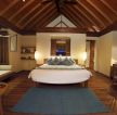 东南亚风格样板房斜顶卧室设计效果图
