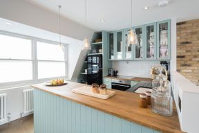2020家庭装修小厨房效果图片 2020小厨房壁柜效果图 