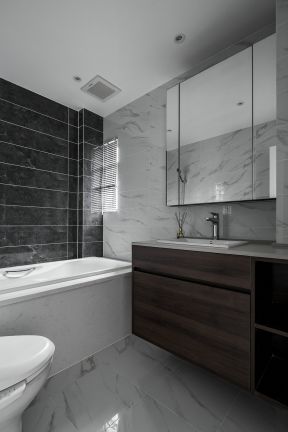 卫生间浴缸设计图片 2020卫生间镜子装修效果图片