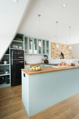 2023小公寓实用小厨房设计图片