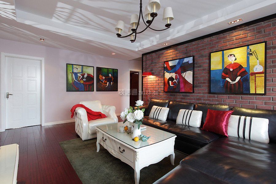 两房客厅高端真皮沙发装修设计图片