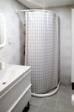 荣联·天下城118平米三居室现代简约风格装修效果图