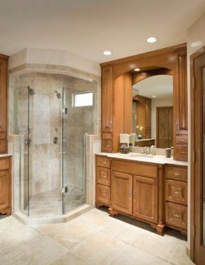 高档浴室美式浴室柜样式设计图片