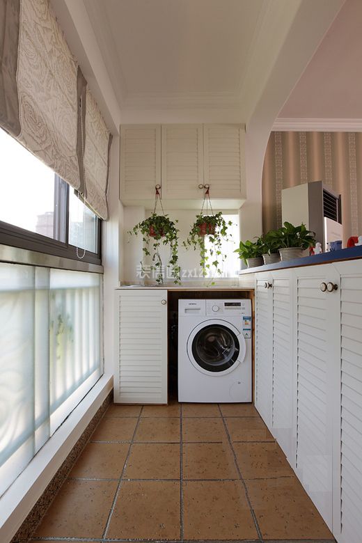 2023家庭阳台洗衣机摆放设计图片